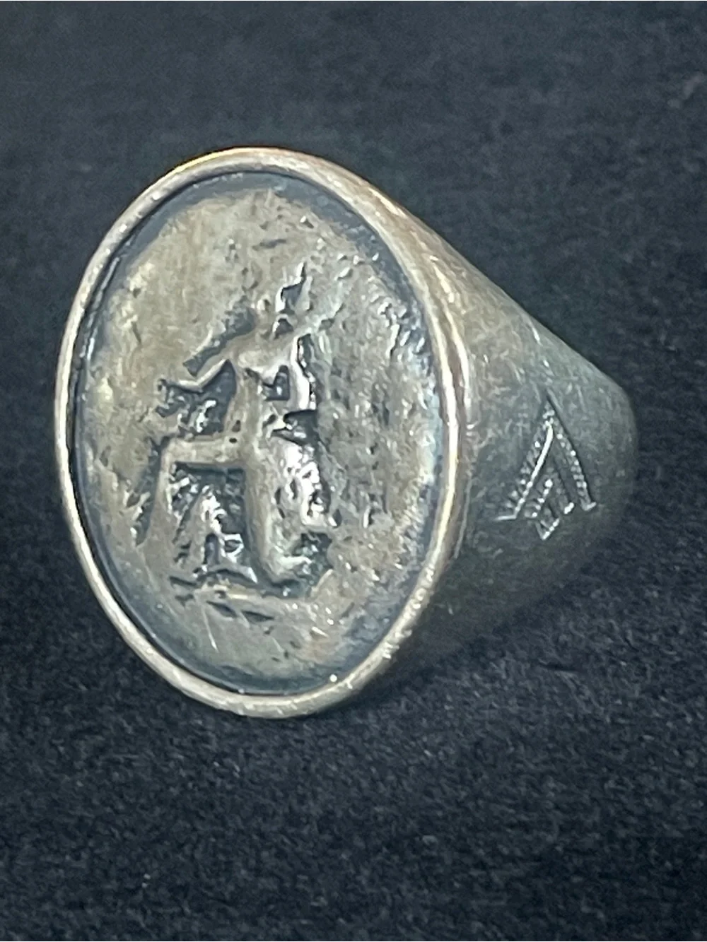 SILPADA RETIRED 925 Sterling Silver Distressed & oxidized  Roman ring size 8.